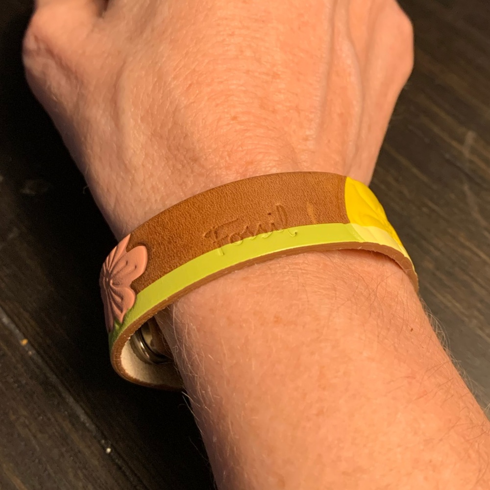 FOSSIL Leather Bracelet * NWT *